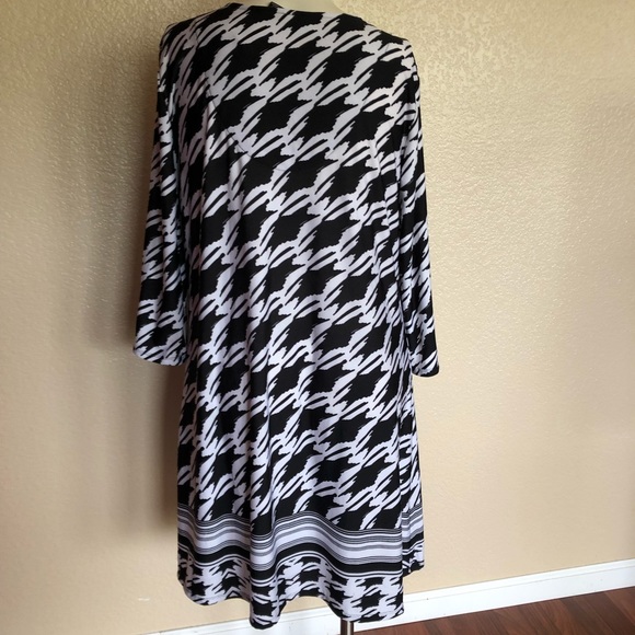 New Directions ND Black and White Keyhole Crepe Shift Dress XL New - Picture 4 of 6